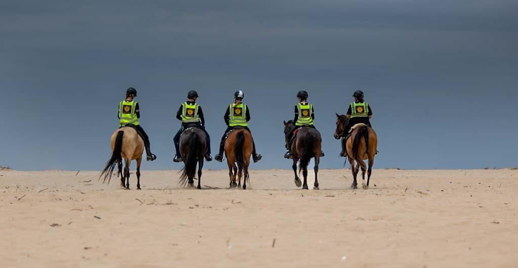 2024_HorsePatrol_MosselBayBeaches