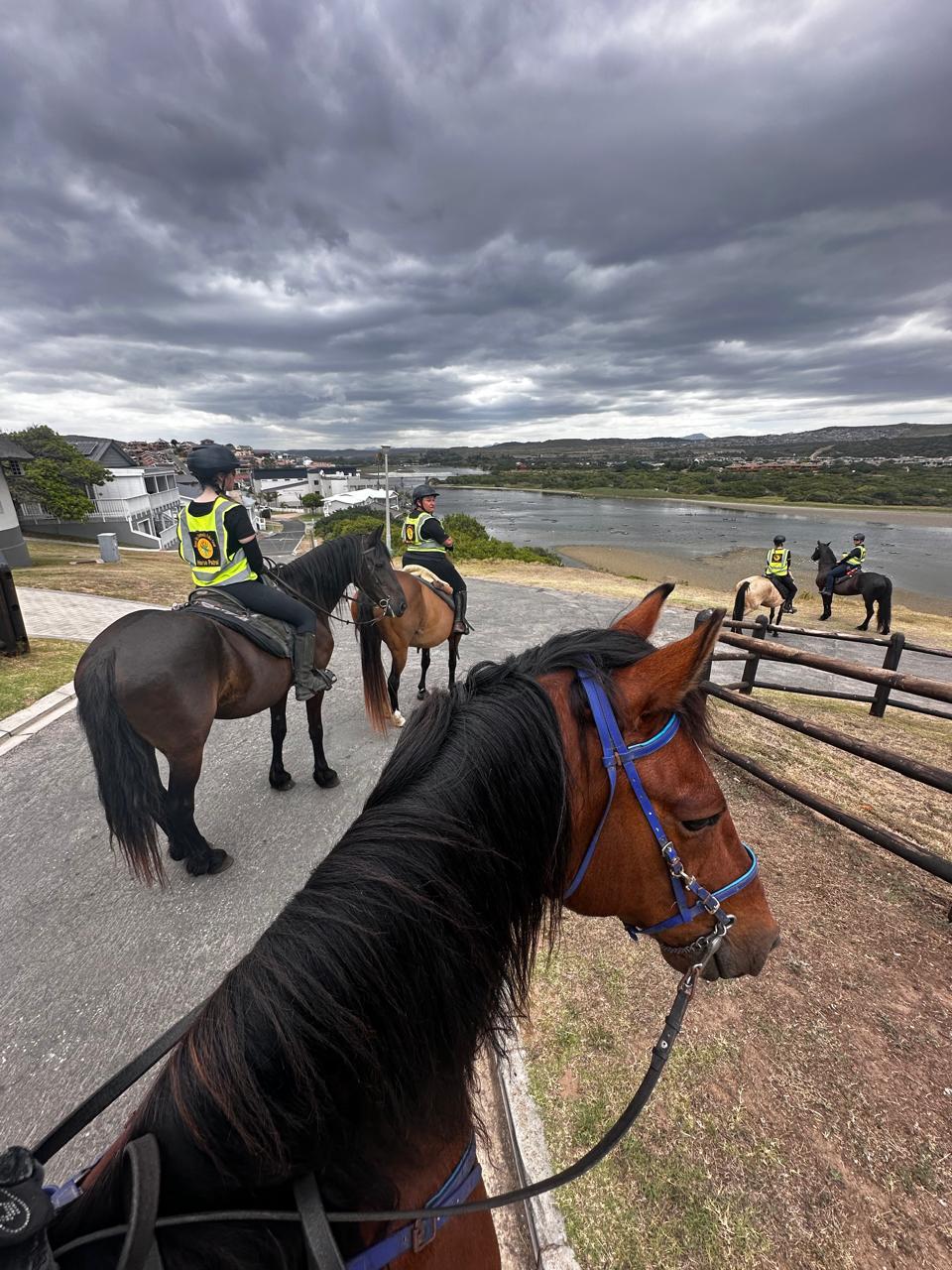 2024_HorsePatrol_MosselBayBeaches